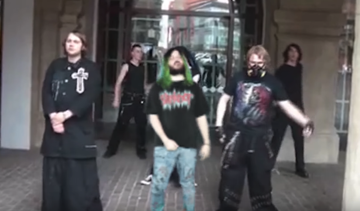 Lil Aaron debuts ‘Hot Topic’ music video | ELEVATOR